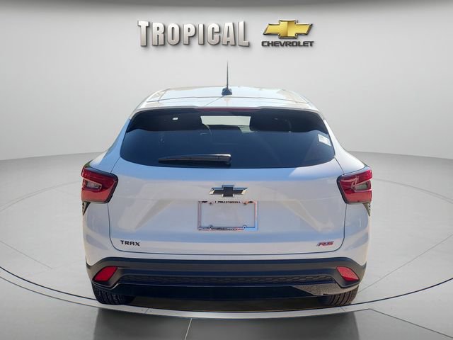 New 2026 Chevrolet Trax RS image 2