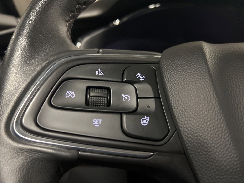 Certified 2023 Buick Envision Essence w/ Sport Touring Package image 15