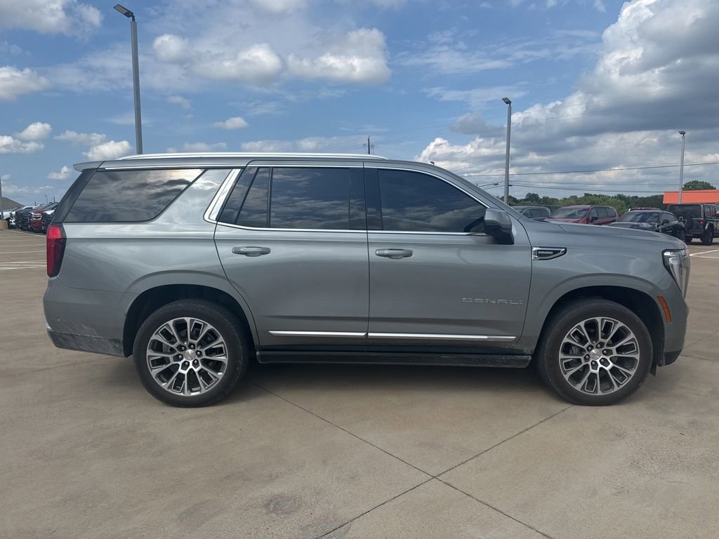 Used 2025 GMC Yukon Denali w/ Denali Reserve Package AWD/4WD image 7