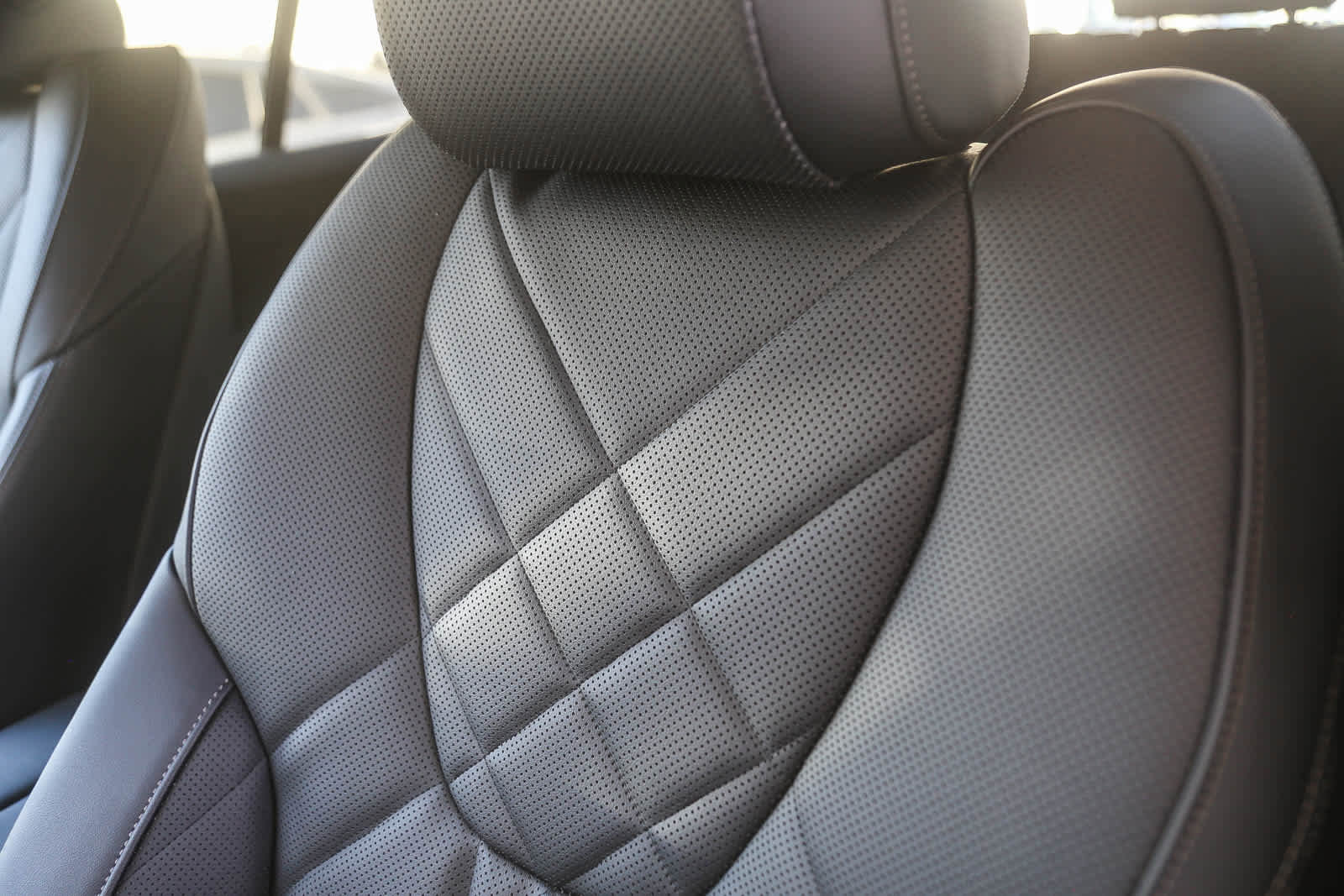 Used 2026 BMW X5 sDrive40i w/ M Sport Package image 21