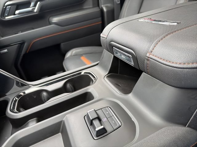 Used 2024 GMC Sierra 2500 AT4 w/ AT4 Premium Plus Package AWD/4WD image 29