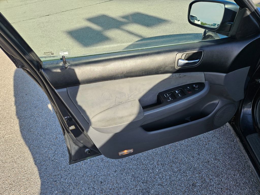 Used 2006 Honda Accord LX image 15