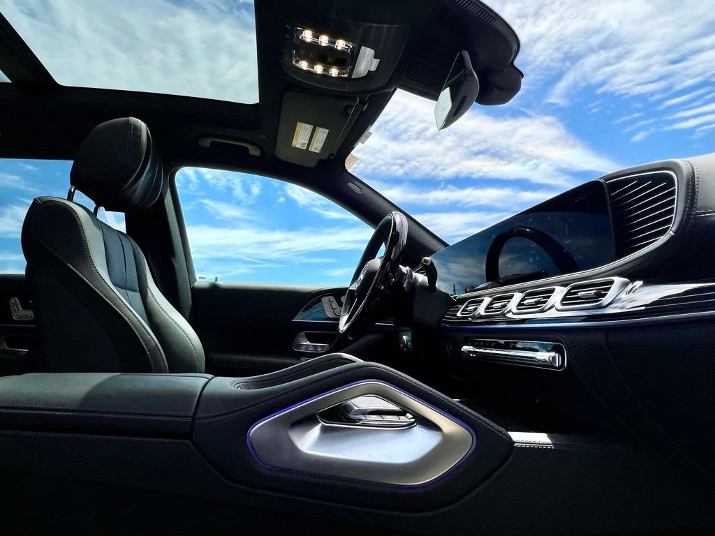 Certified 2025 Mercedes-Benz GLS 580 4MATIC image 19