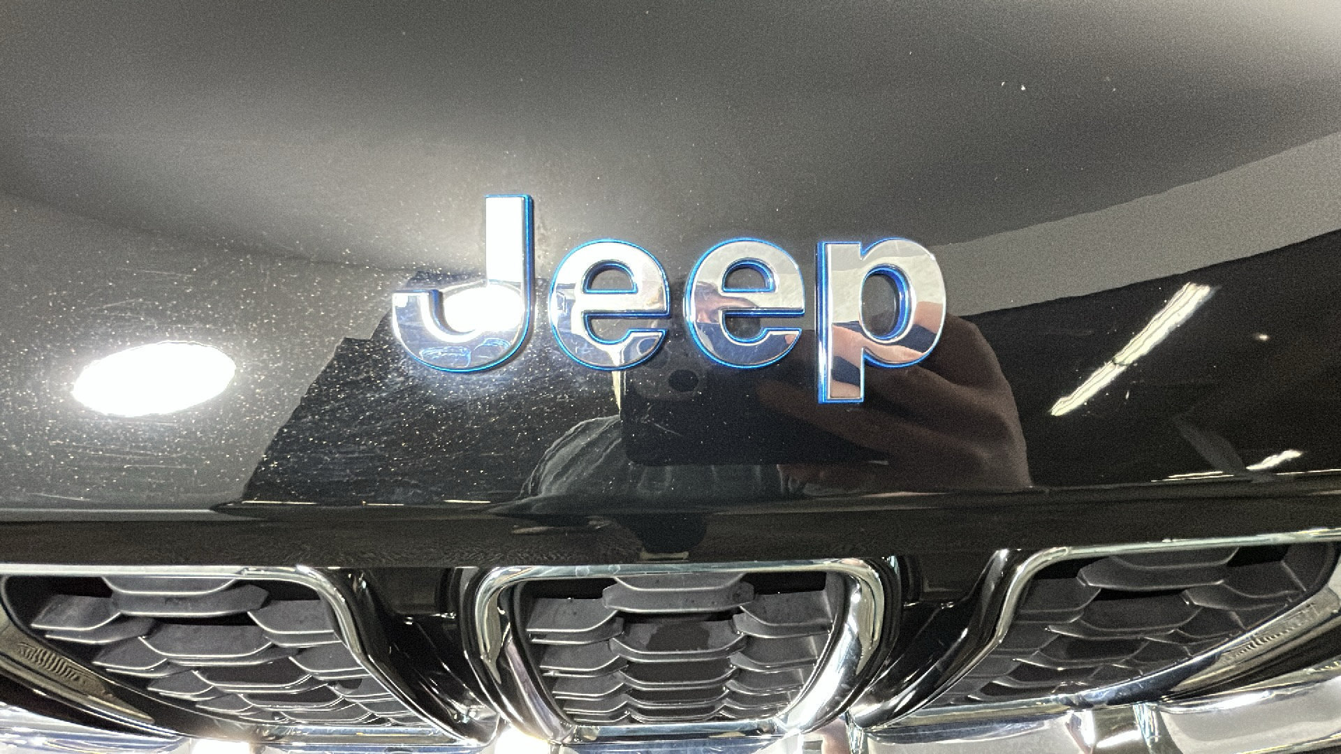 Used 2024 Jeep Grand Cherokee Limited 4xe AWD/4WD image 9