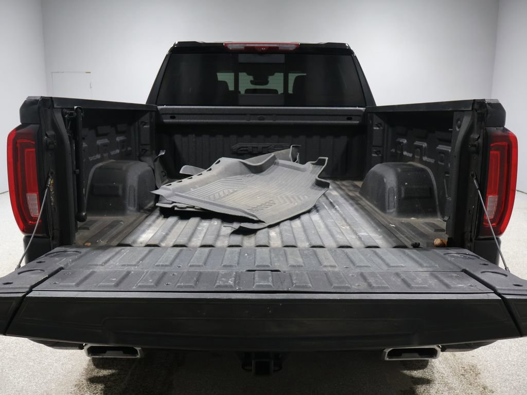 Used 2024 GMC Sierra 1500 AT4 w/ Technology Package image 5
