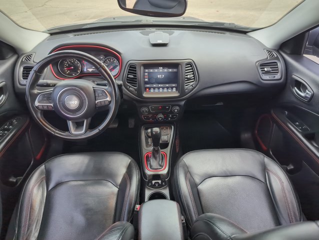 Used 2018 Jeep Compass Trailhawk w/ Leather Interior Group AWD/4WD image 18
