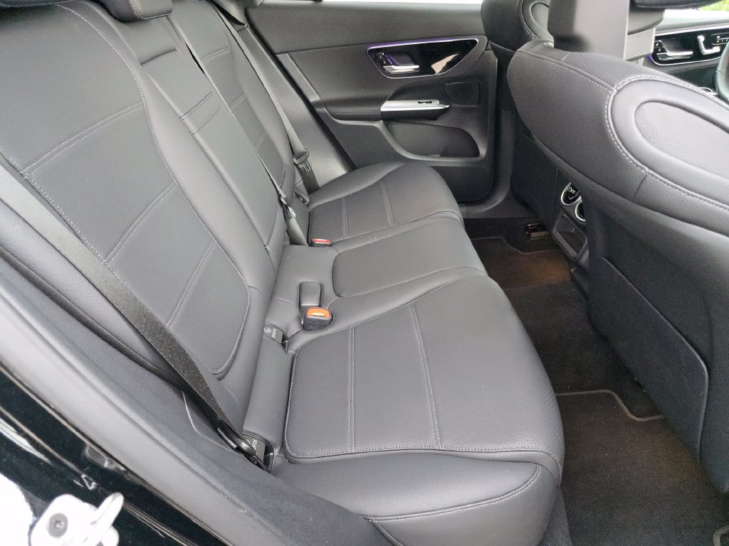 Certified 2026 Mercedes-Benz GLC 300 4MATIC image 21