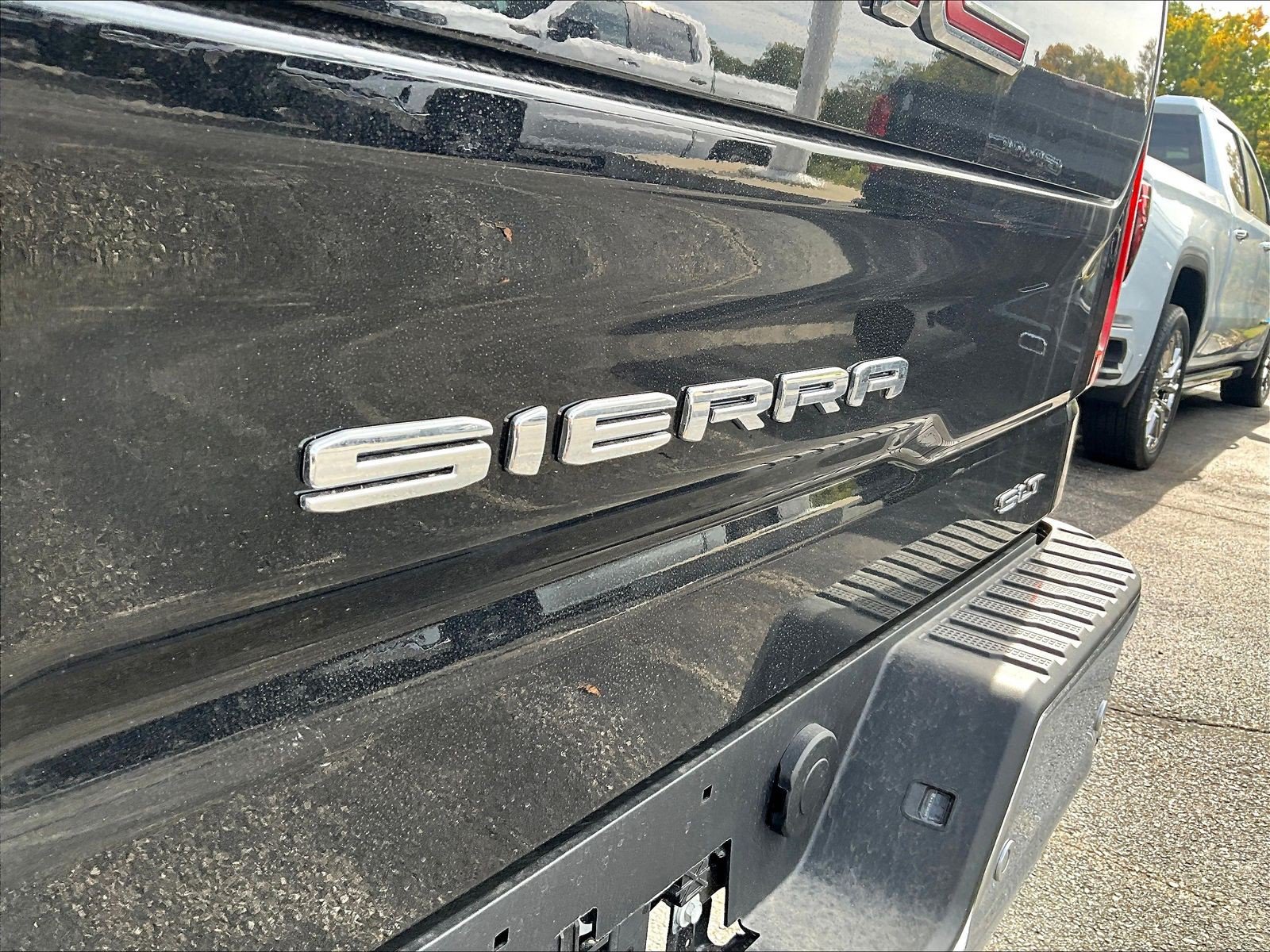 New 2026 GMC Sierra 1500 SLT w/ SLT Premium Plus Package AWD/4WD image 13