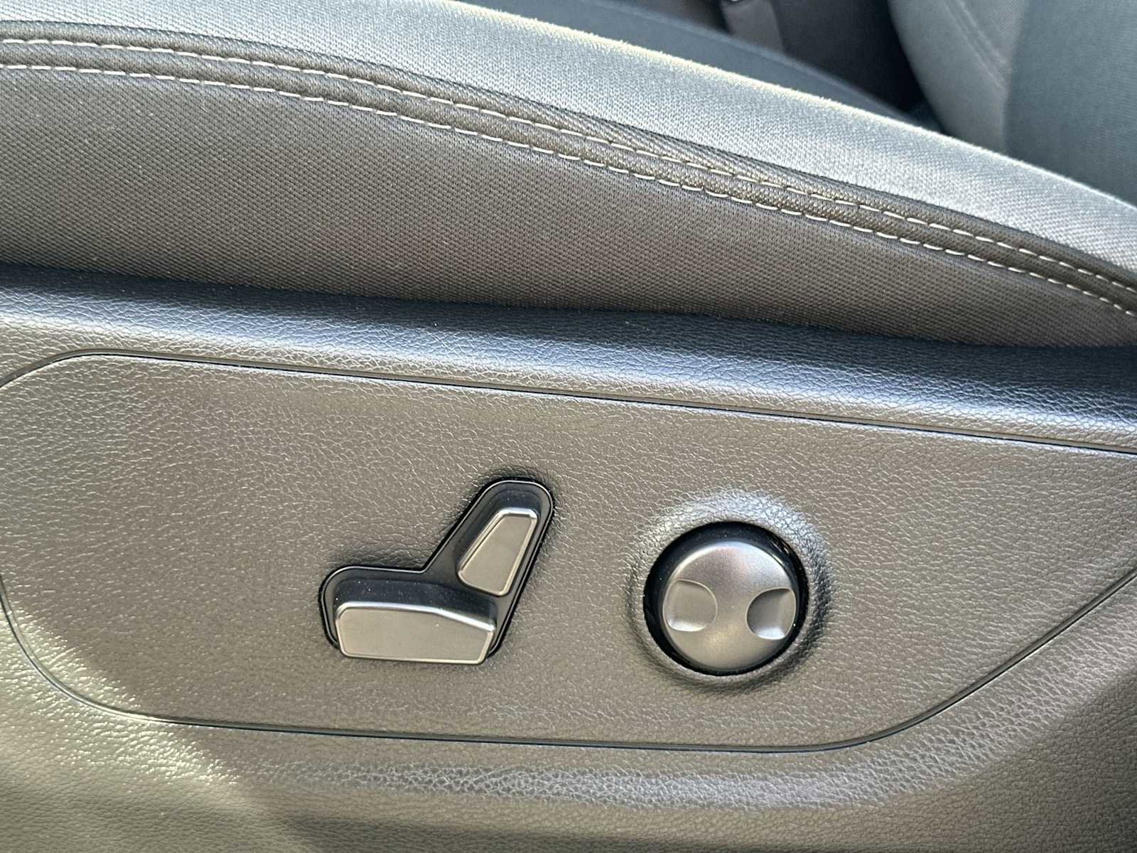 Used 2022 RAM 1500 Big Horn image 14