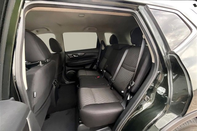 Certified 2020 Nissan Rogue SV image 23