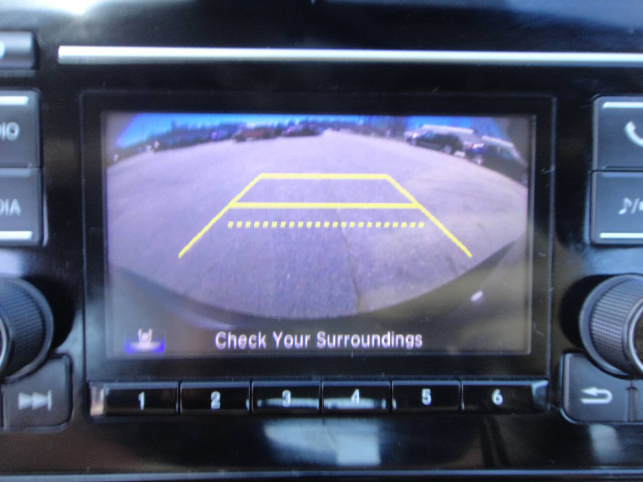 Used 2019 Honda CR-V LX image 9