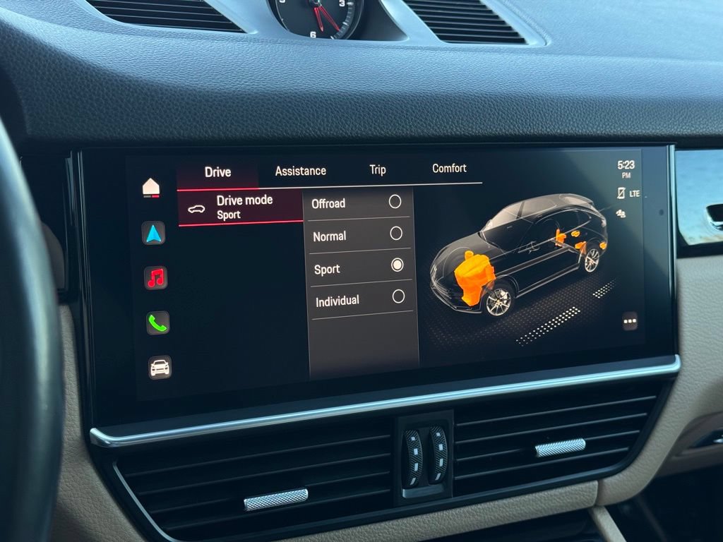 Certified 2023 Porsche Cayenne AWD/4WD image 22