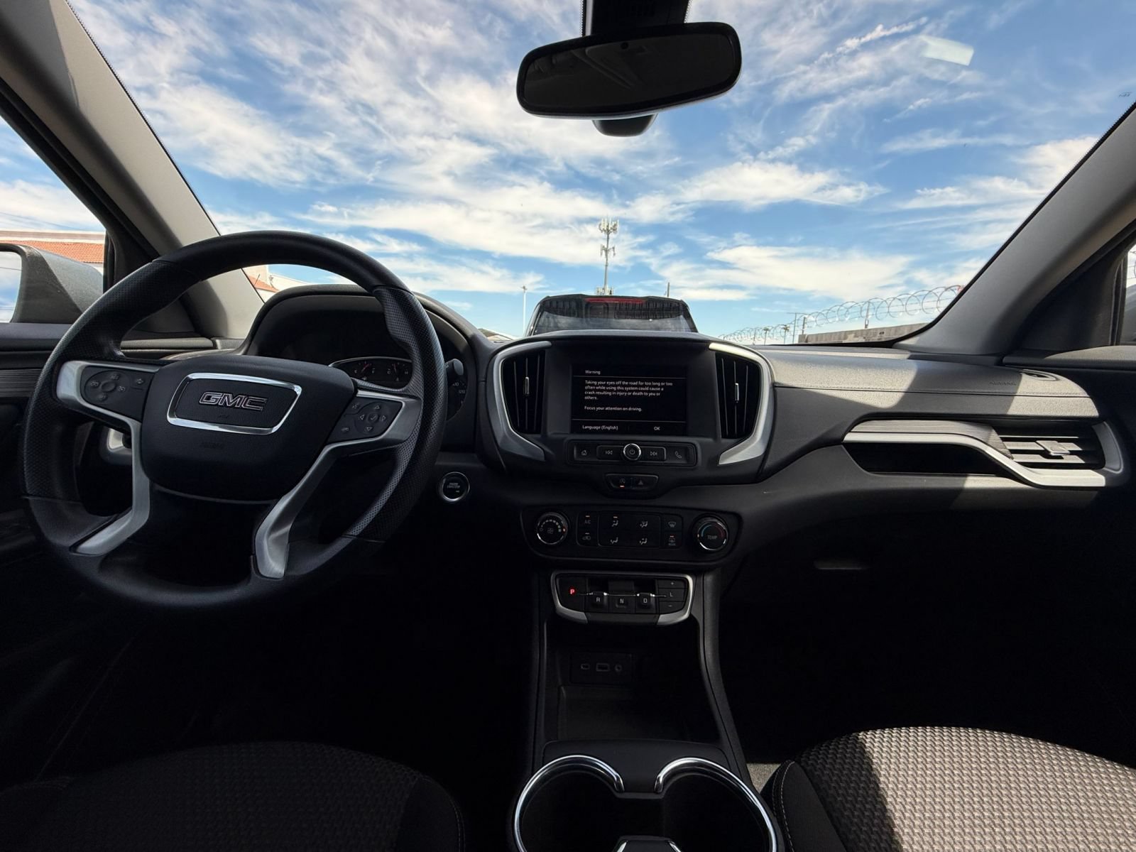 Used 2024 GMC Terrain SLE FWD image 31