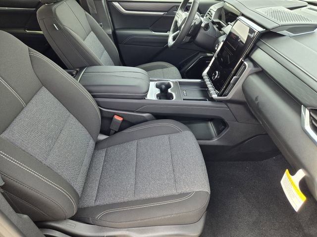New 2026 GMC Acadia Elevation w/ Black Edition FWD image 11