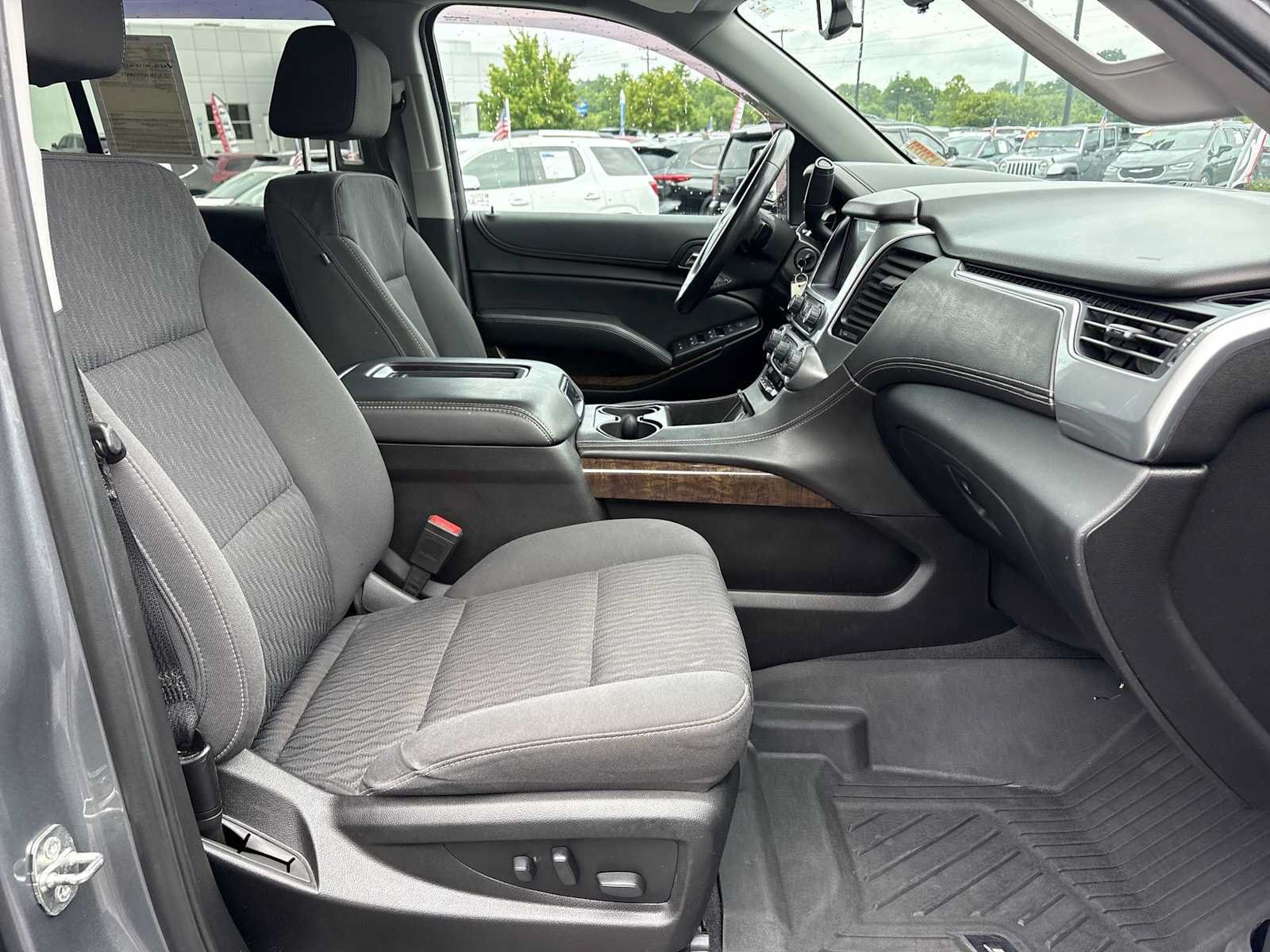 Used 2020 Chevrolet Tahoe LS w/ Max Trailering Package AWD/4WD image 25