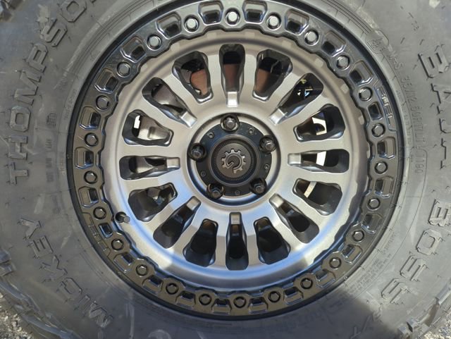 New 2025 Jeep Gladiator Sport image 40