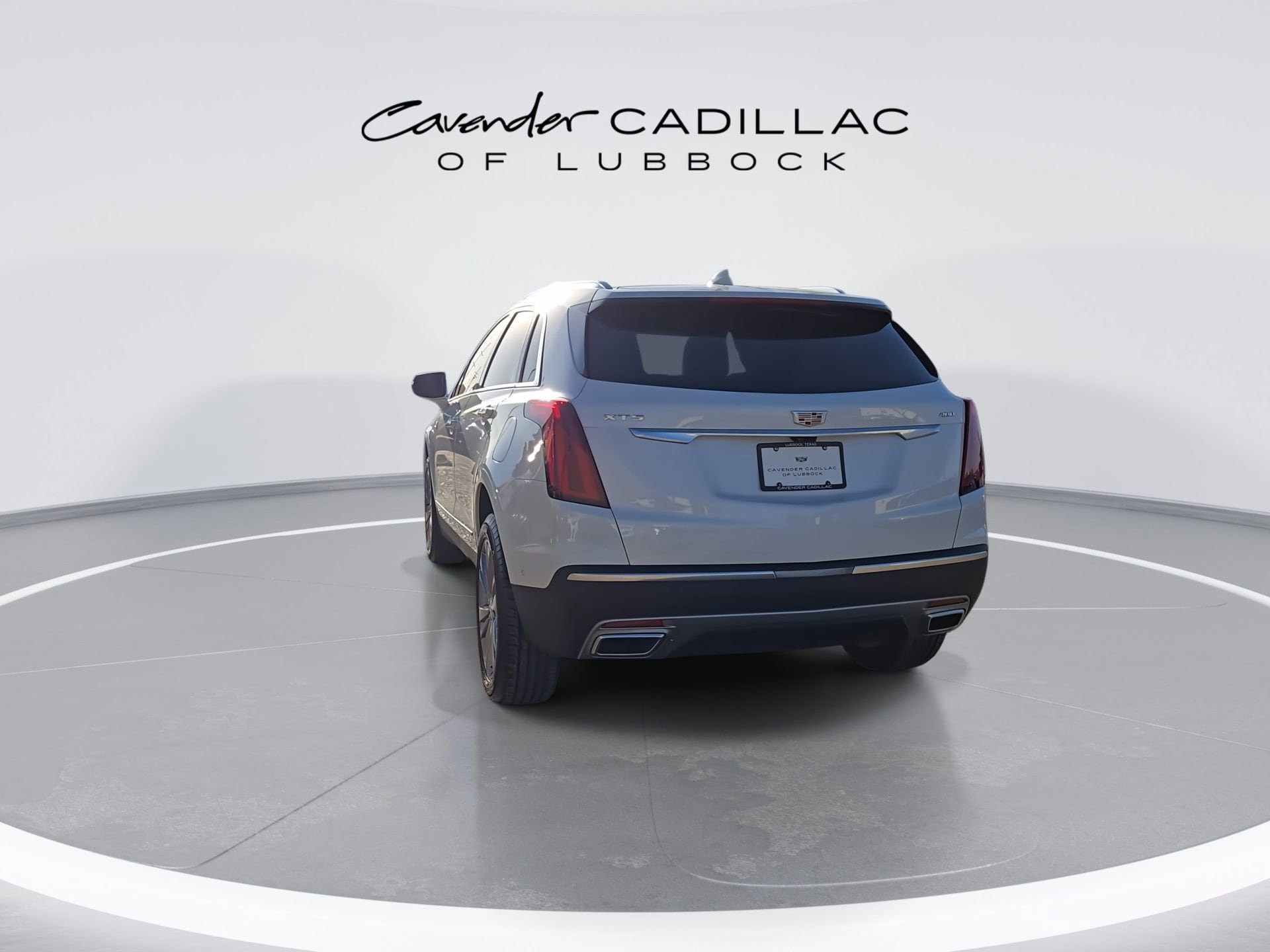 New 2025 Cadillac XT5 Premium Luxury w/ Technology Package FWD image 7