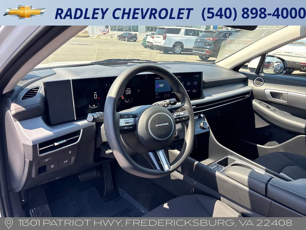 Used 2025 Hyundai Sonata SEL FWD image 4