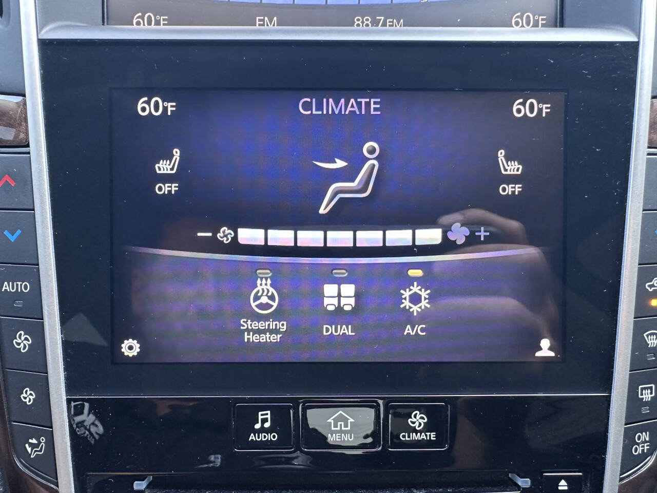 Used 2019 INFINITI Q50 Luxe w/ Essential Package (3.0T Luxe) AWD/4WD image 23