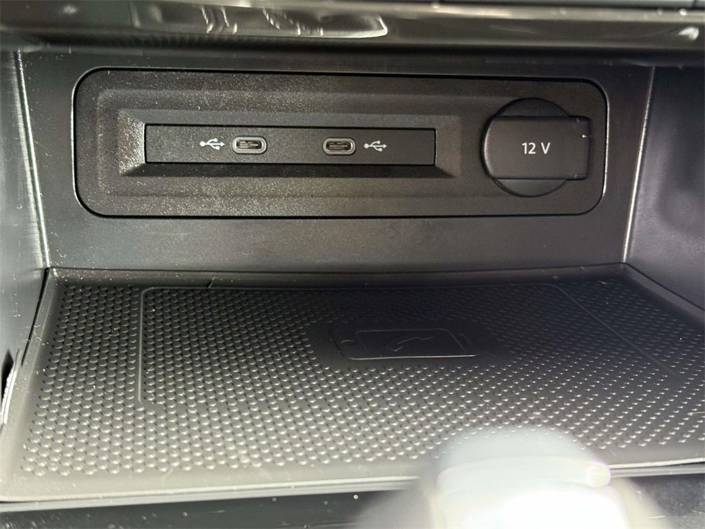 Used 2022 Volkswagen Atlas SEL Premium image 20