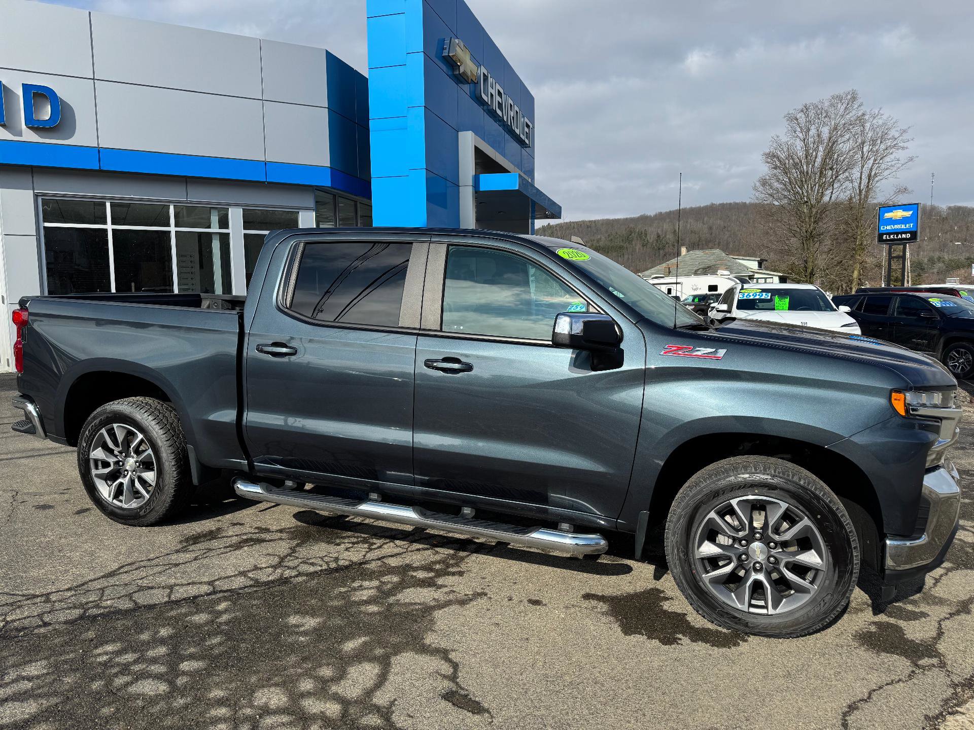 Used 2020 Chevrolet Silverado 1500 LT w/ All-Star Edition image 3