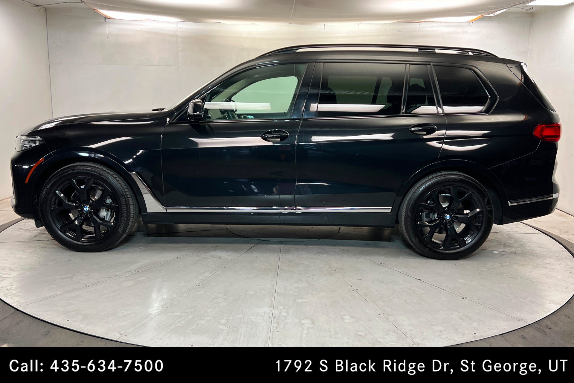 Used 2021 BMW X7 xDrive40i w/ Premium Package AWD/4WD image 2