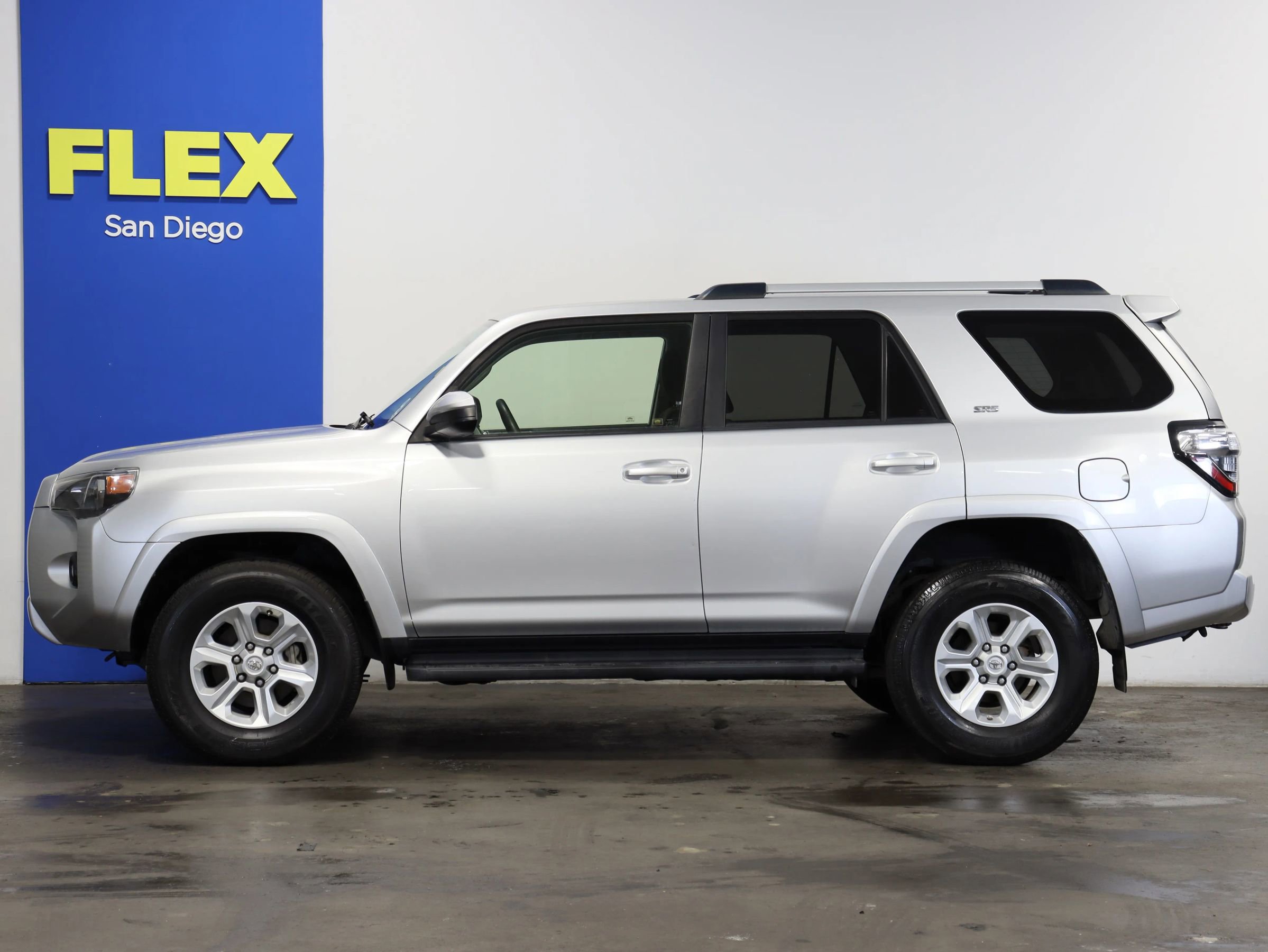 Used 2019 Toyota 4Runner SR5 image 2