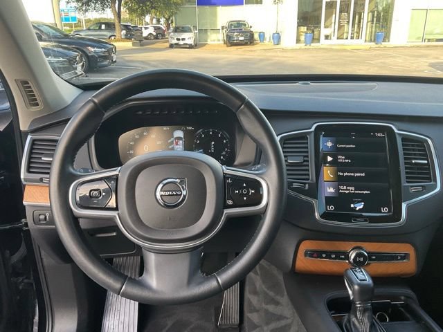 Certified 2022 Volvo XC90 T5 Momentum FWD image 14