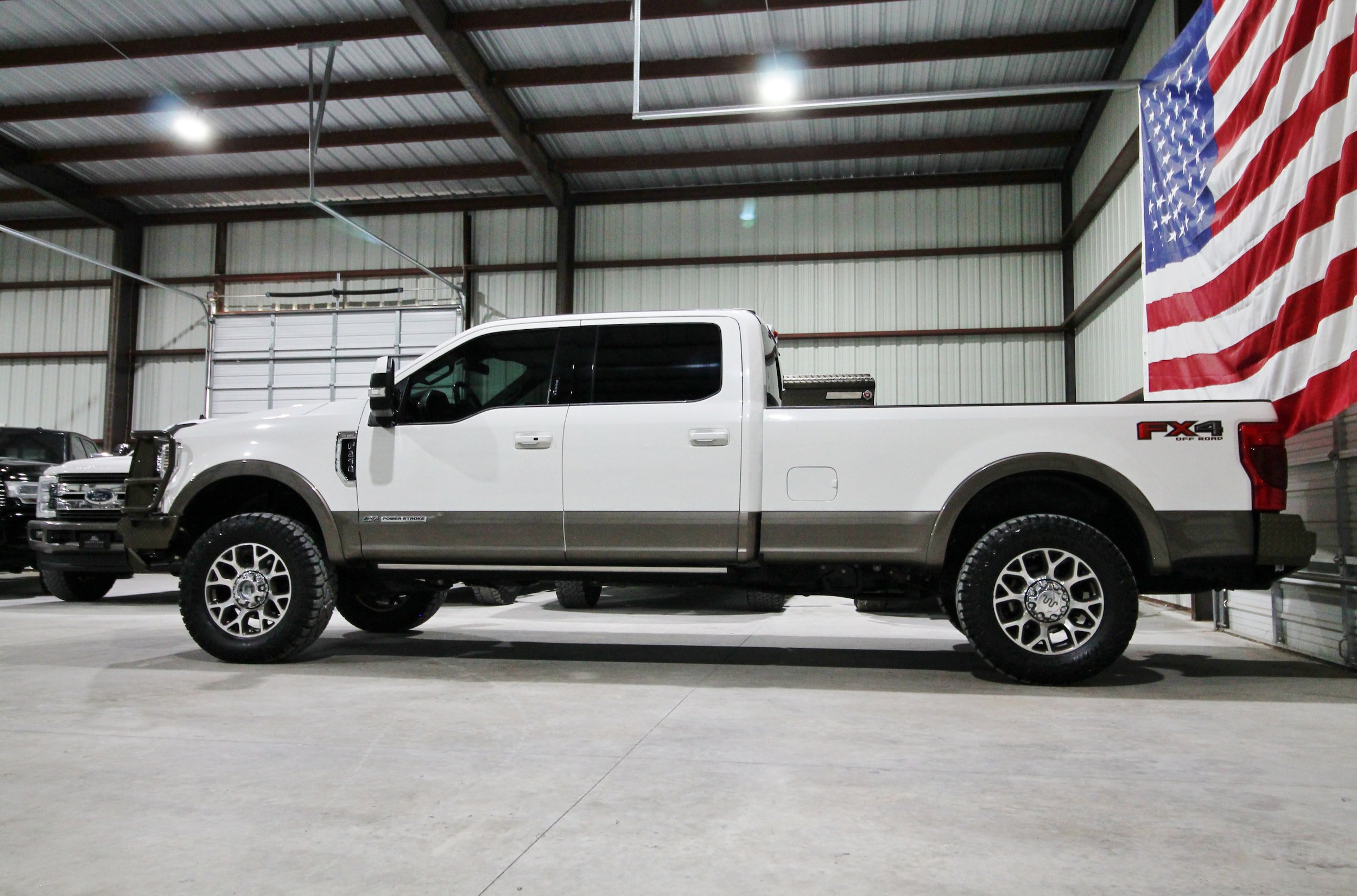 Used 2020 Ford F250 King Ranch w/ King Ranch Ultimate Package AWD/4WD image 6