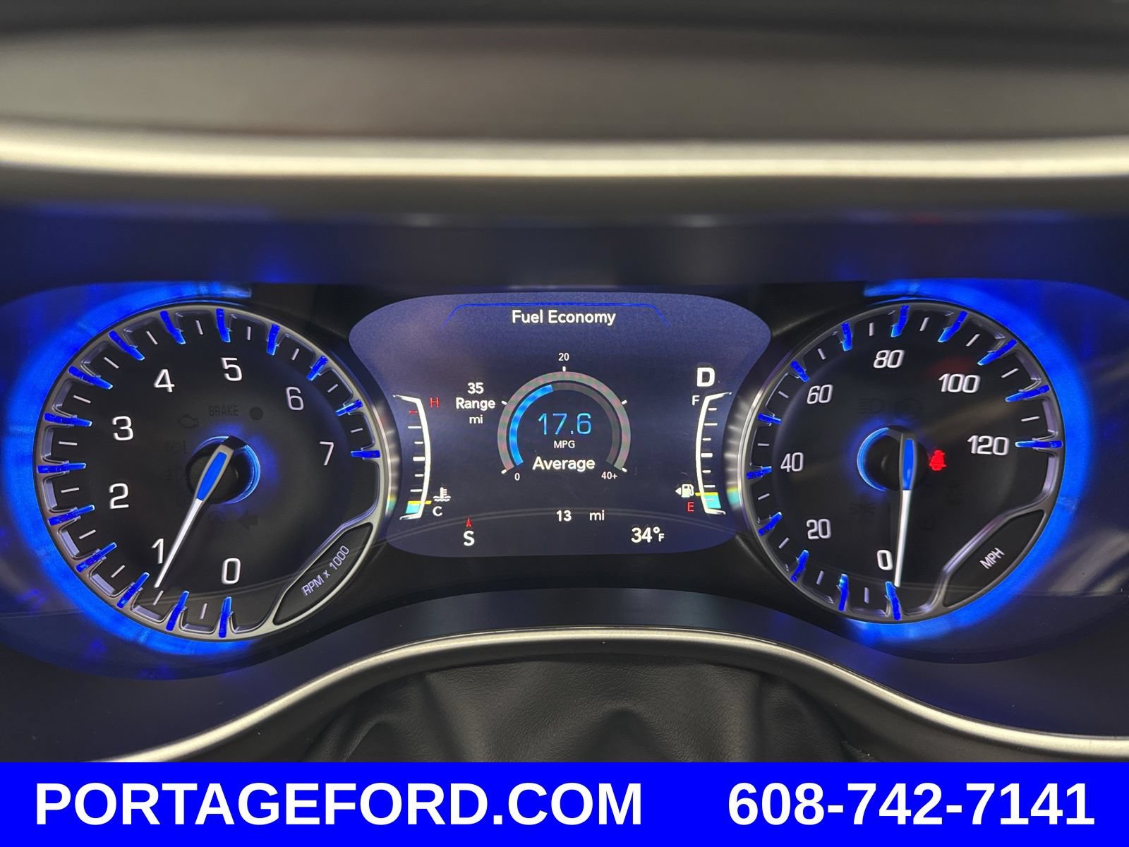 New 2026 Chrysler Pacifica Select w/ S Appearance Package FWD image 7