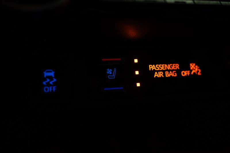 Used 2019 Toyota RAV4 Adventure AWD/4WD image 22