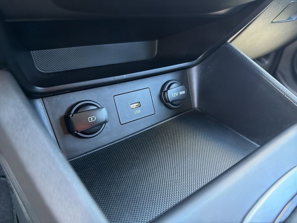 Used 2022 Hyundai Kona SE w/ Cargo Package image 20