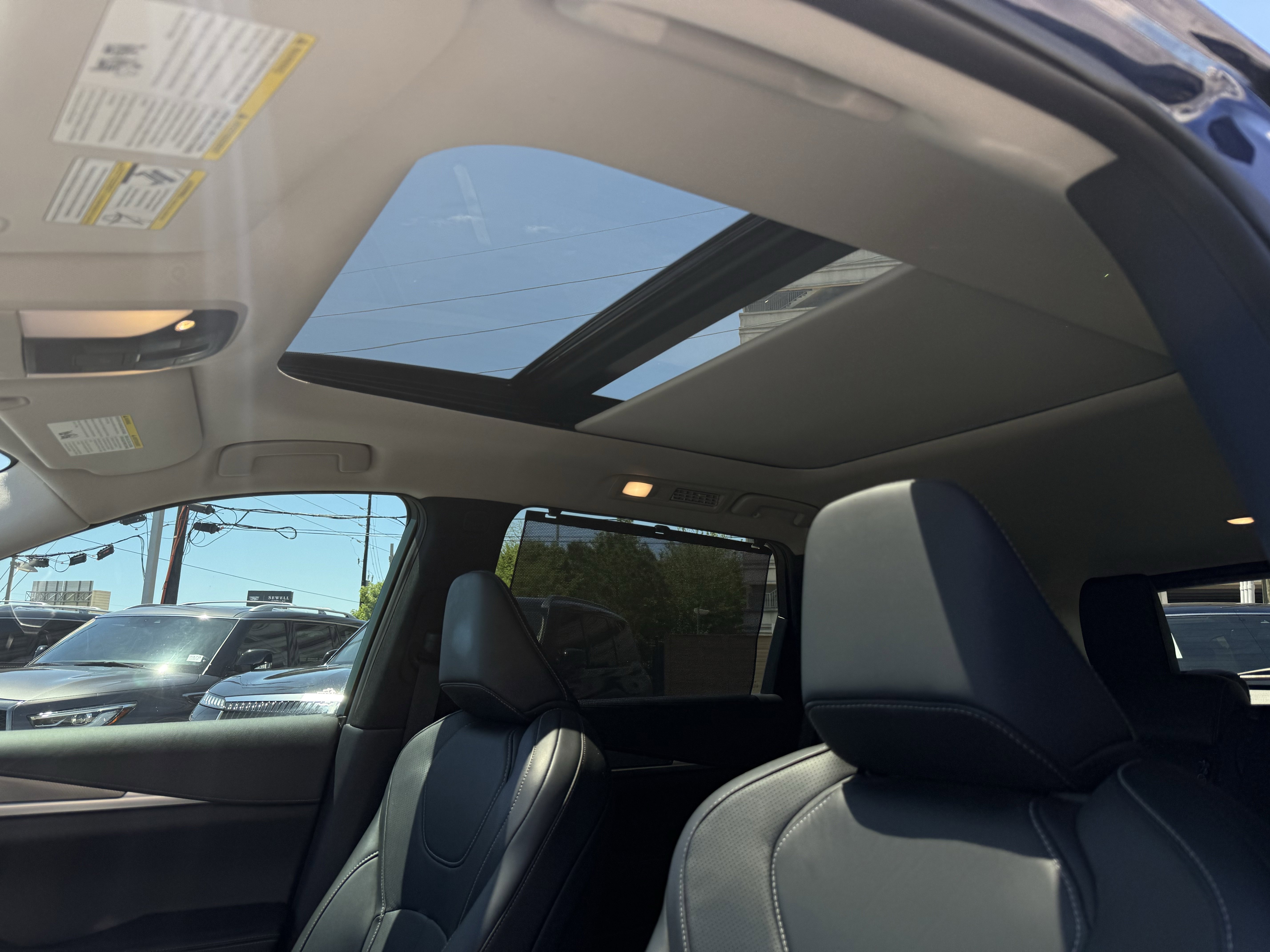 Certified 2023 INFINITI QX60 Luxe w/ Vision Package image 16