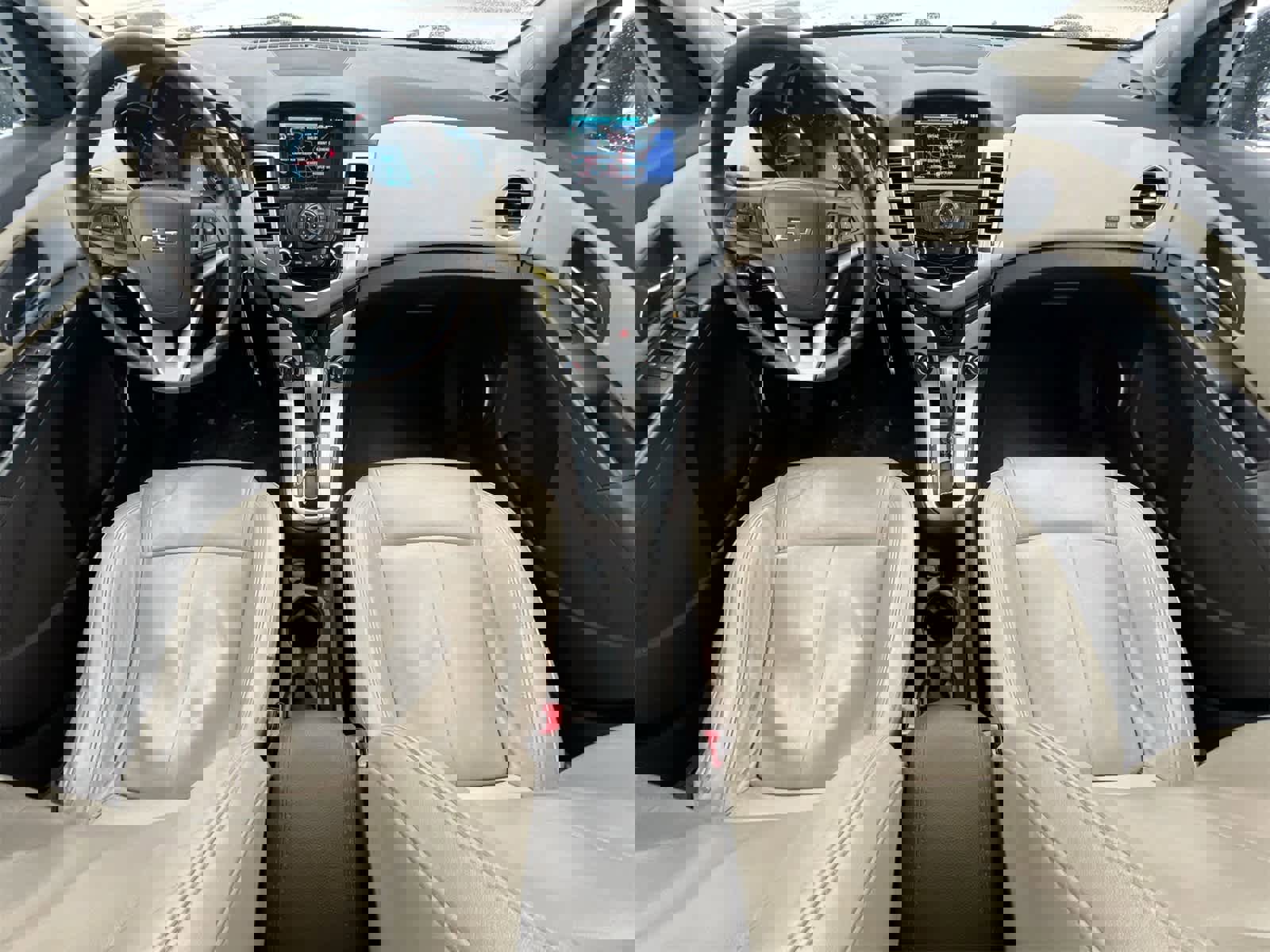 Used 2011 Chevrolet Cruze LTZ image 15