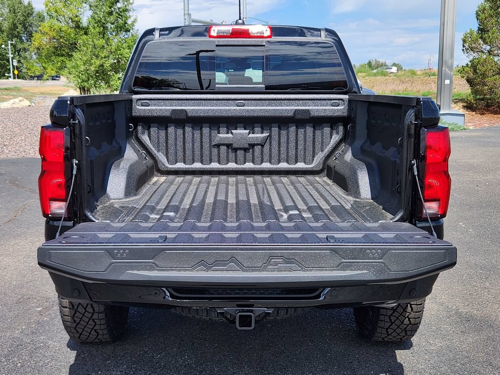New 2026 Chevrolet Colorado ZR2 w/ Technology Package AWD/4WD image 12
