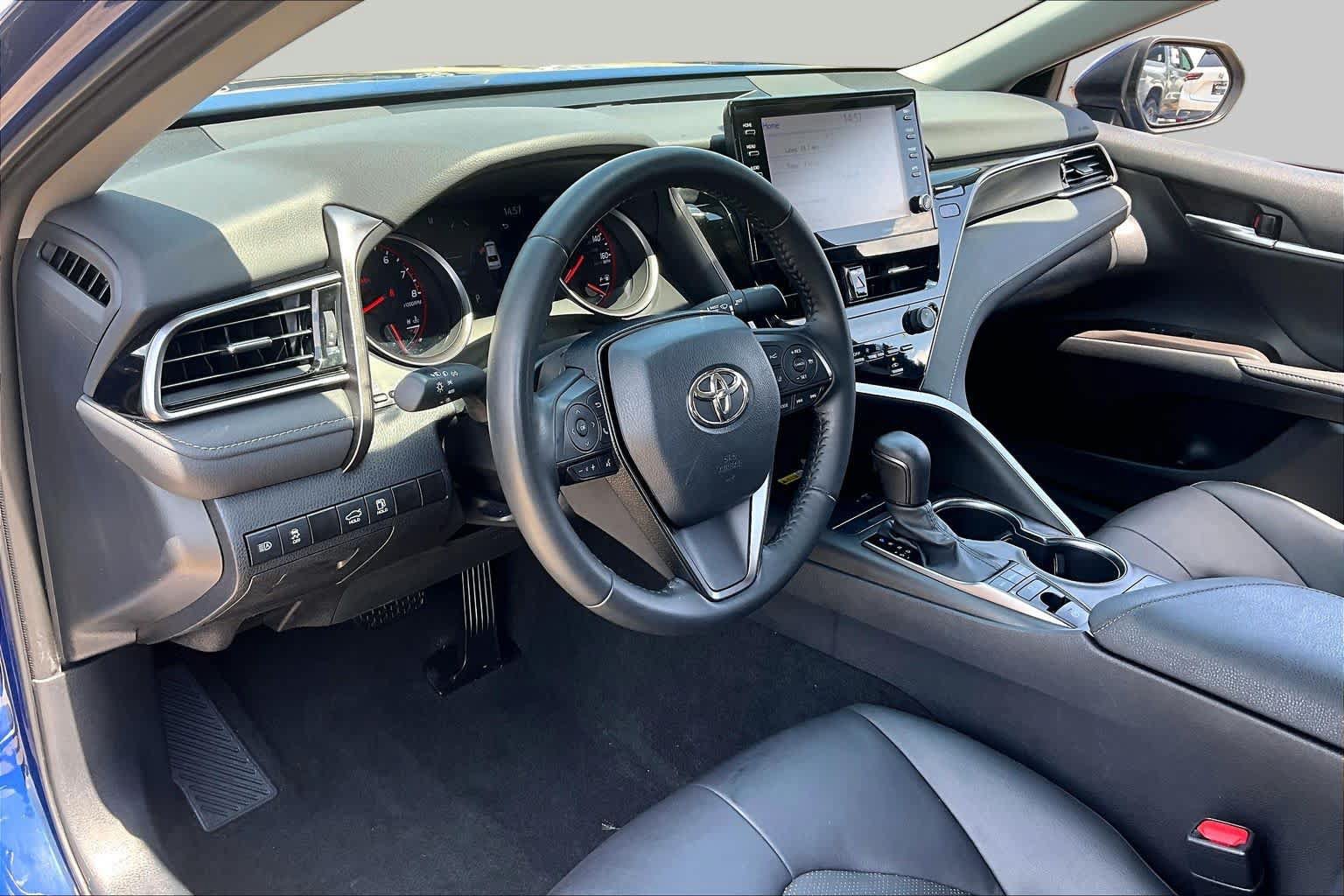 Used 2023 Toyota Camry XSE FWD image 17