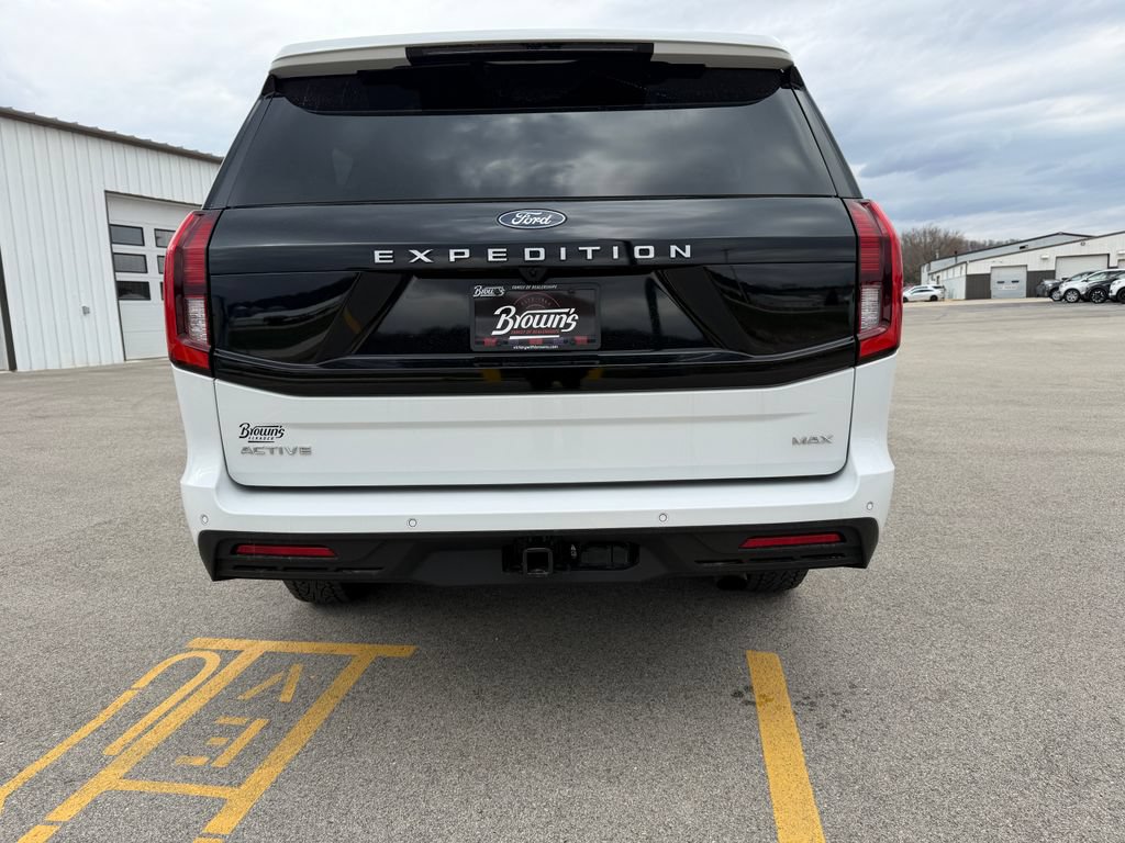 Used 2025 Ford Expedition Max Active AWD/4WD image 6