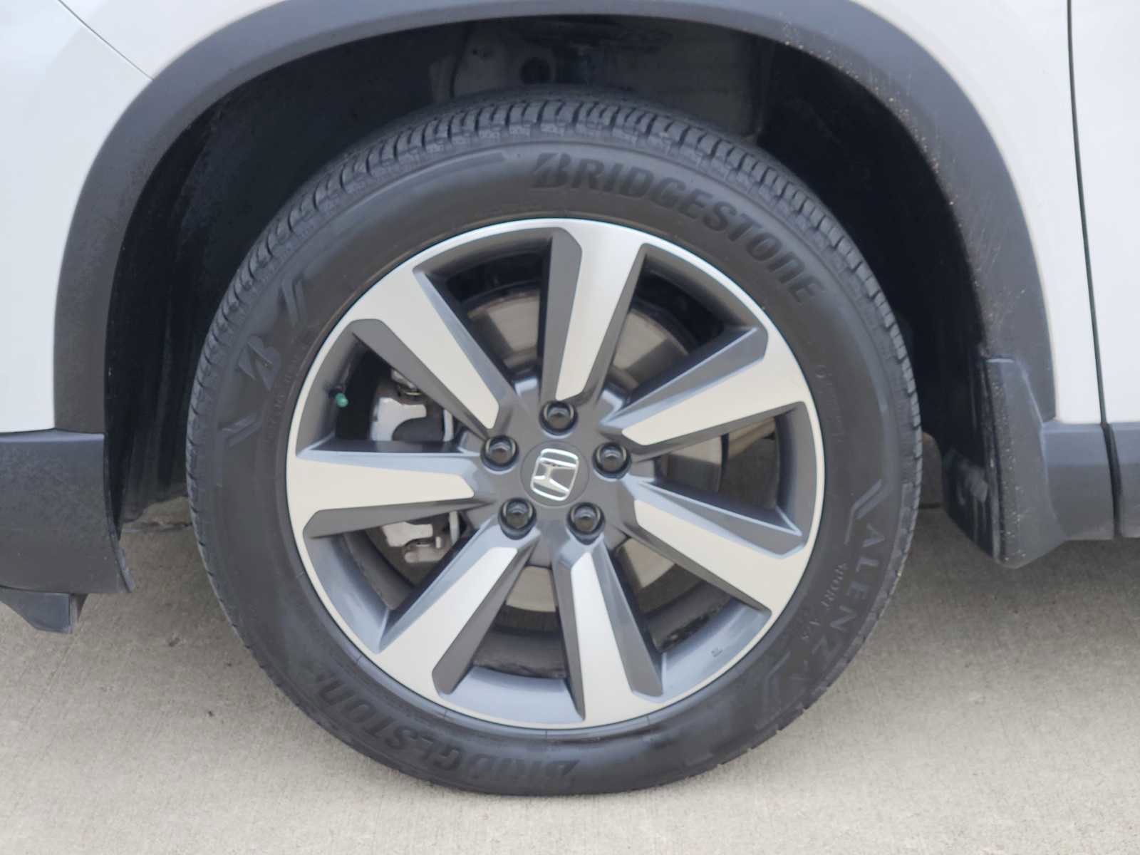 Used 2023 Honda Pilot Elite image 9