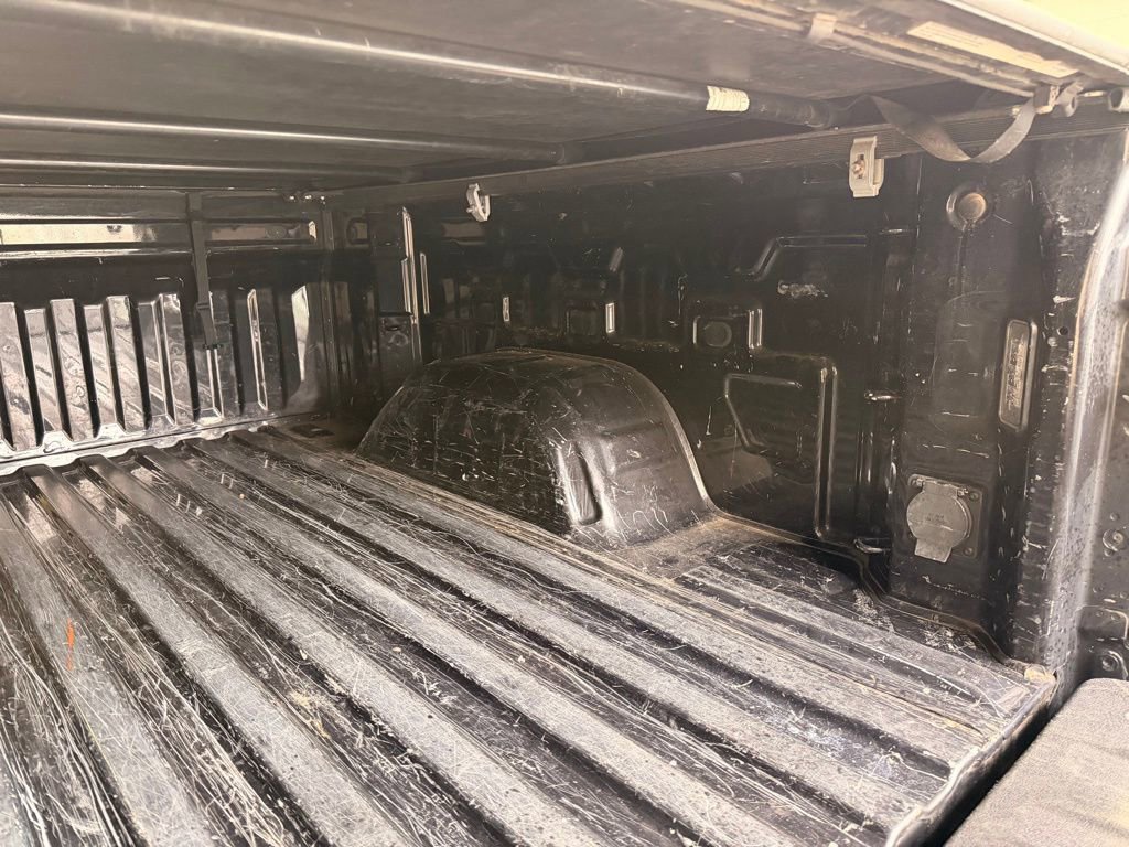 Used 2022 GMC Sierra 1500 Elevation image 11