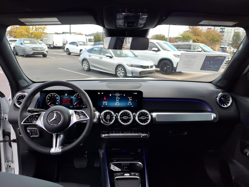 New 2025 Mercedes-Benz GLB 250 4MATIC image 18