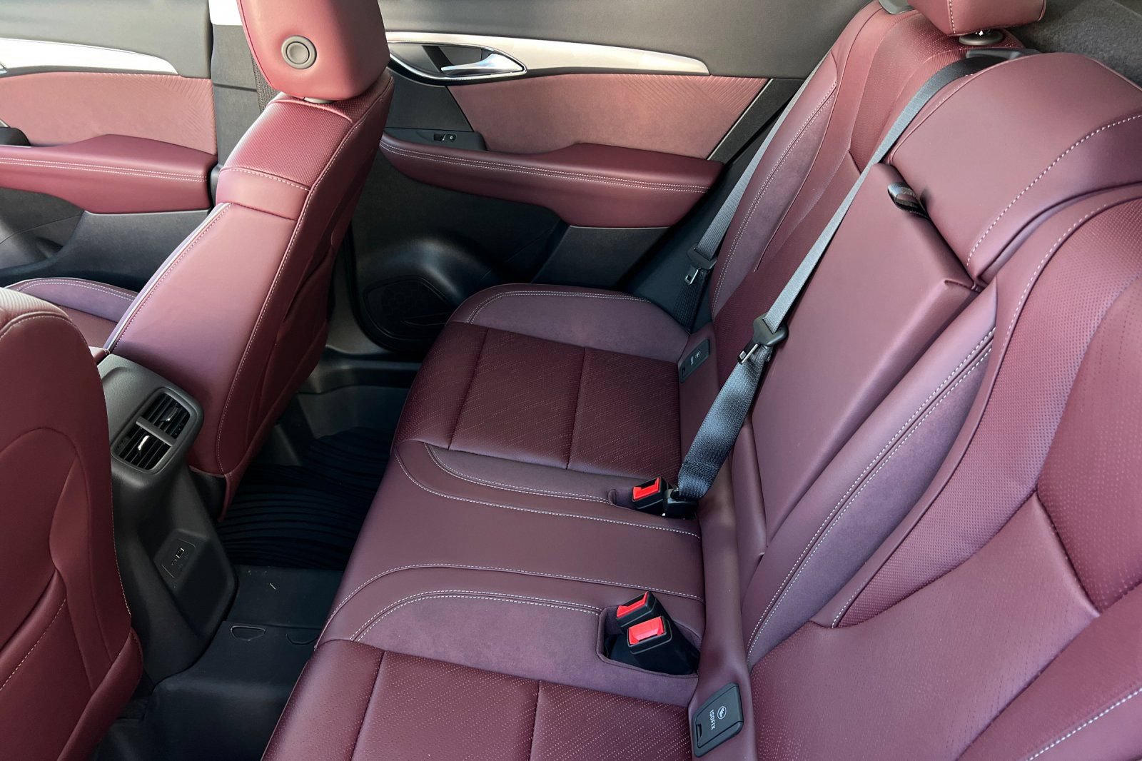 New 2026 Buick Envision Sport Touring AWD/4WD image 11