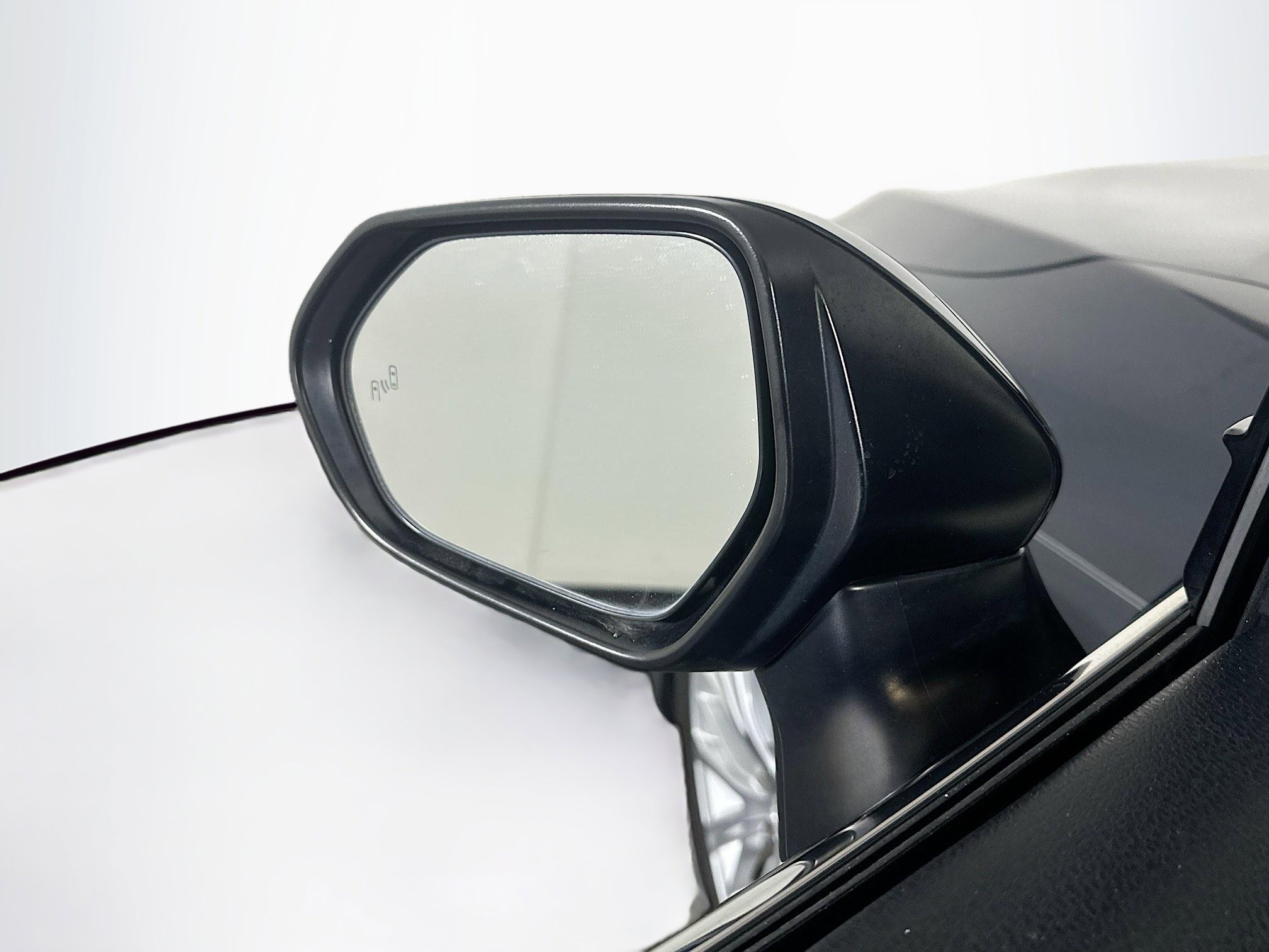Used 2019 Toyota Camry XLE FWD image 16