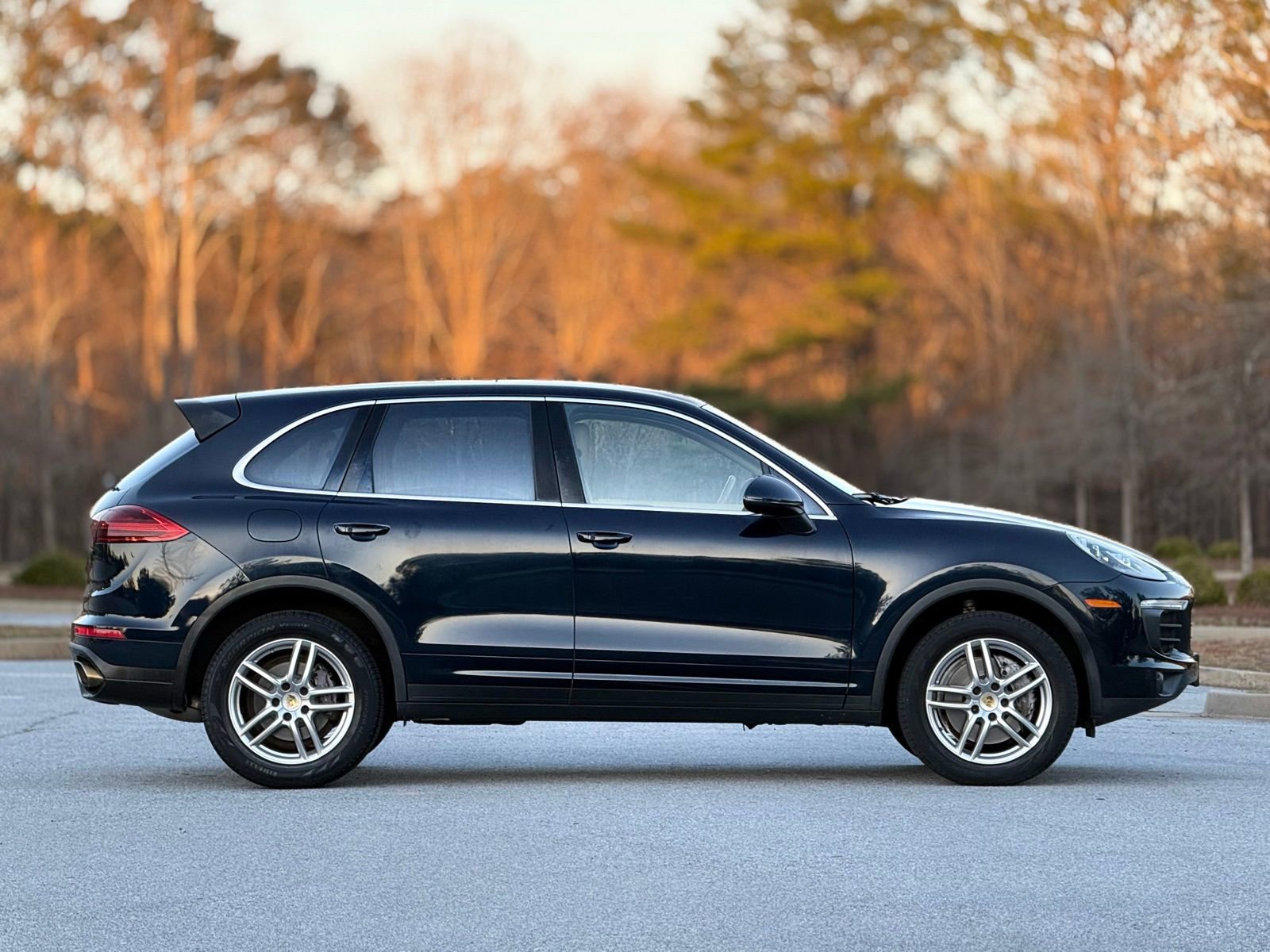 Used 2016 Porsche Cayenne image 11