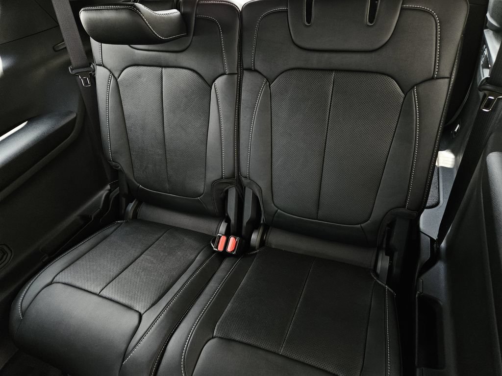 New 2026 Jeep Grand Cherokee L Limited AWD/4WD image 13