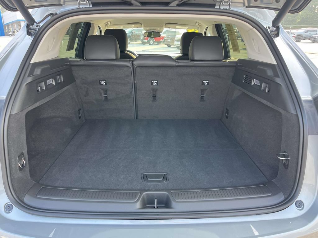 Used 2024 Buick Envision Preferred AWD/4WD image 11