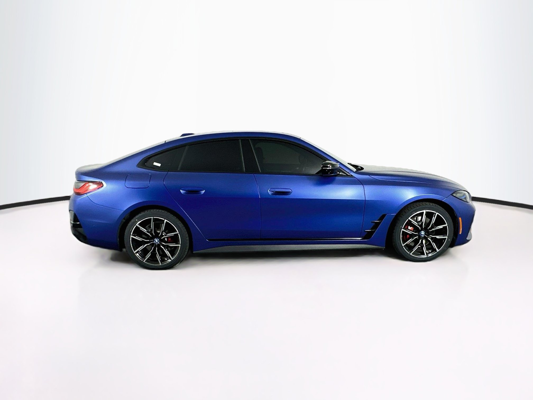 Used 2023 BMW i4 M50 w/ Premium Package AWD/4WD image 10