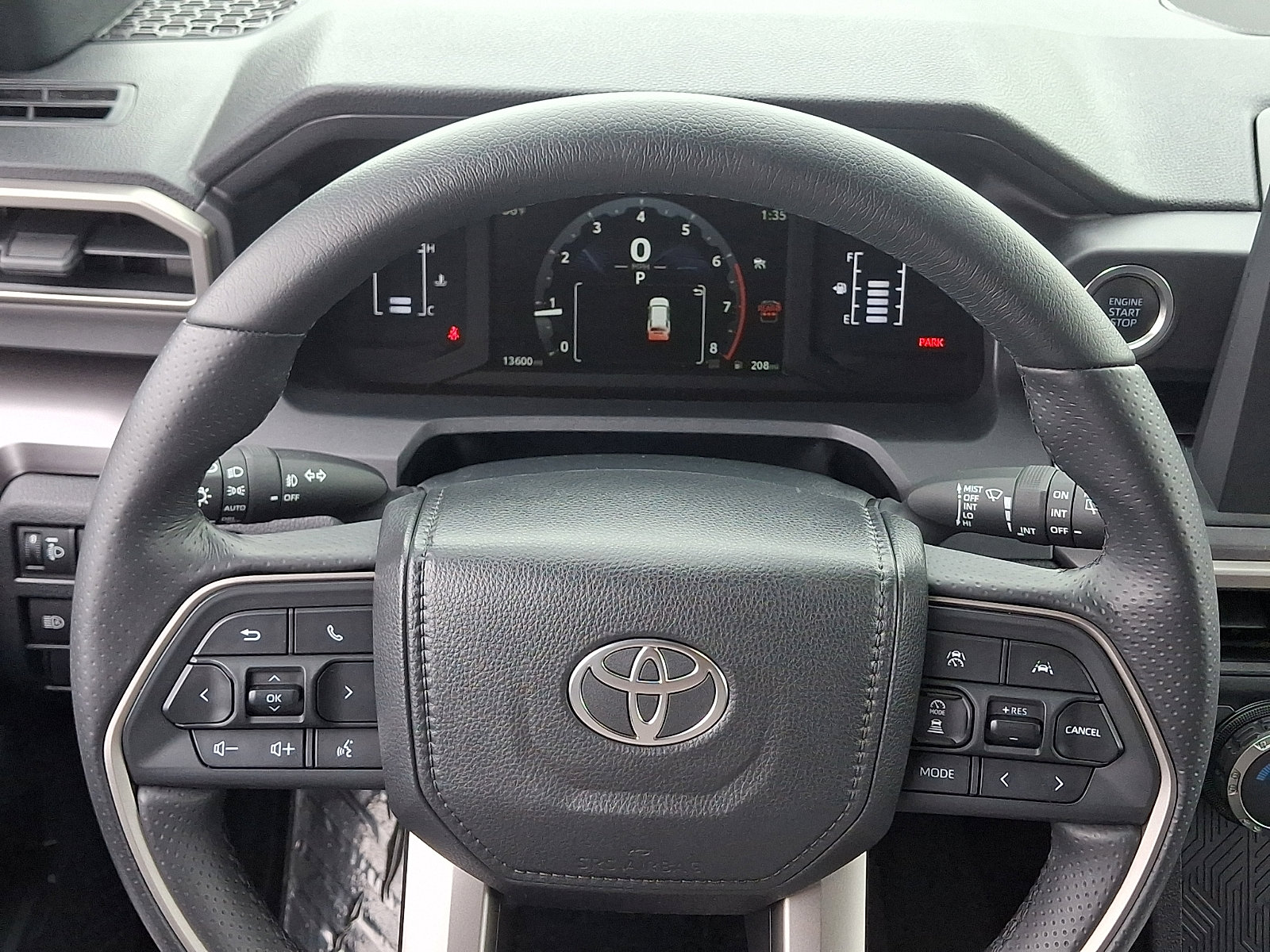 Used 2025 Toyota 4Runner SR5 AWD/4WD image 19