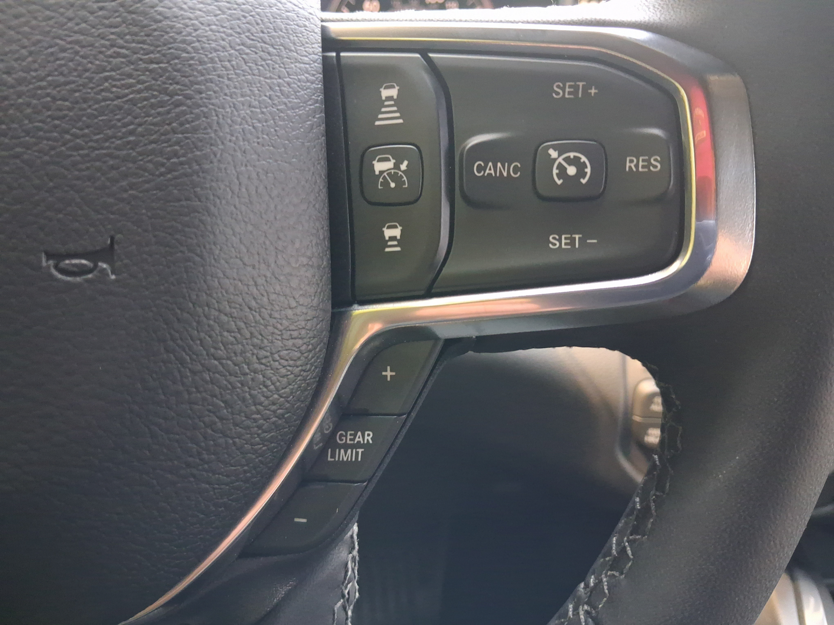 Used 2026 RAM 1500 Laramie w/ Laramie Preferred Package AWD/4WD image 23