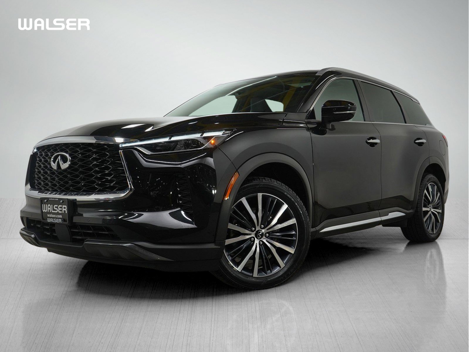 Used 2024 INFINITI QX60 Sensory image 1