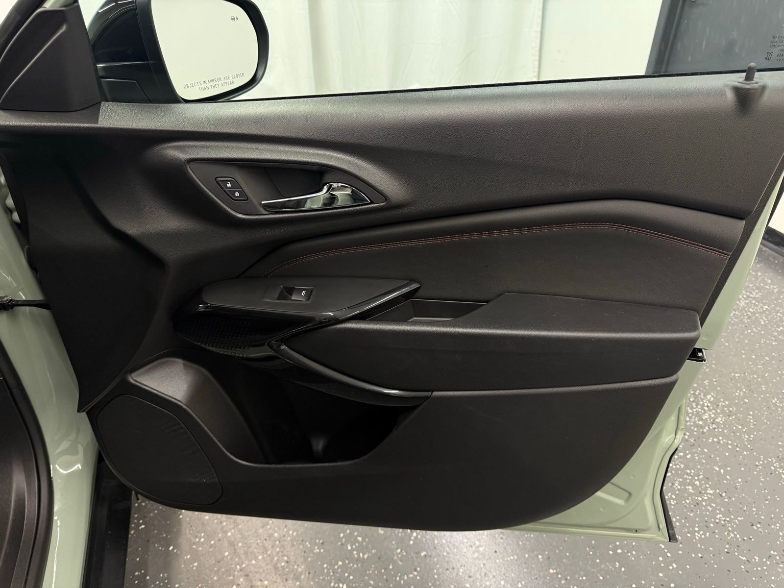 Used 2024 Chevrolet Trax RS w/ Driver Confidence Package image 7